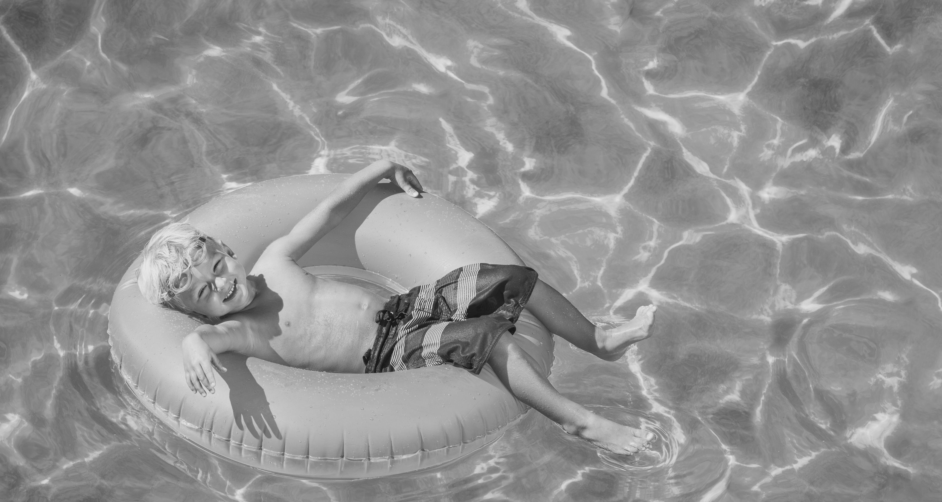 Hero banner image adoute